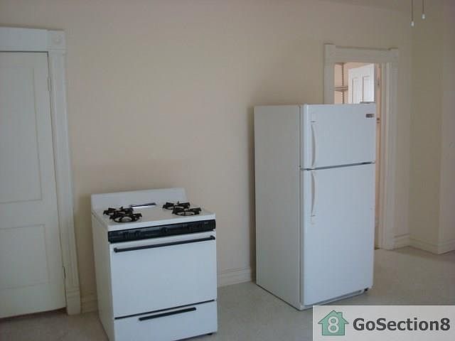 2nd image of 5256 S May St