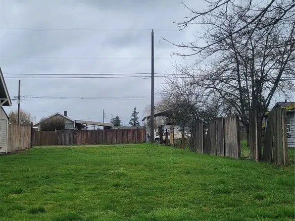 1021 E 64th Street, Tacoma, WA 98404