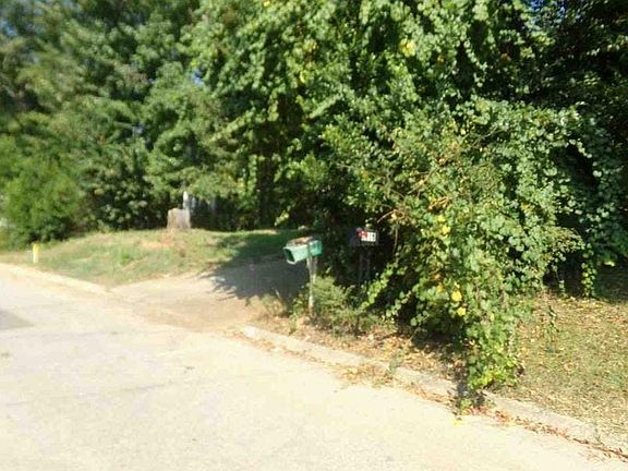 2nd image of 1209 Pleasant Ave