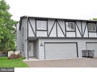 8325 Tamarack Trl, Eden Prairie, MN 55347
