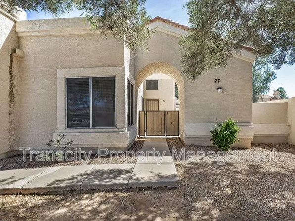 1111 W Summit Pl, Chandler, AZ