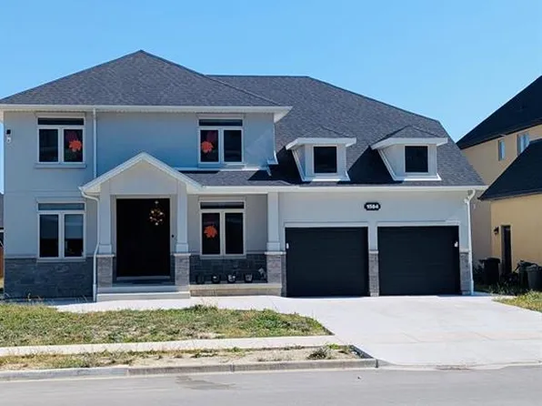 1584 Bowler Dr, Windsor, ON N8S 0A9