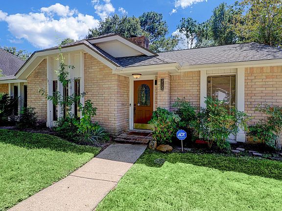 3rd image of 3706 Haven Pines Dr