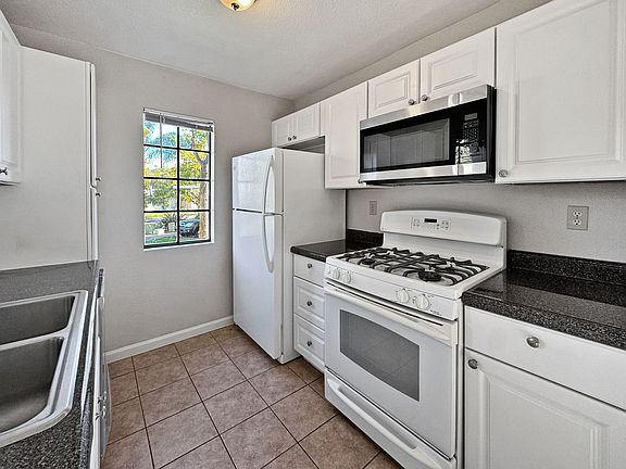 5th image of 10353 Azuaga St Unit 107