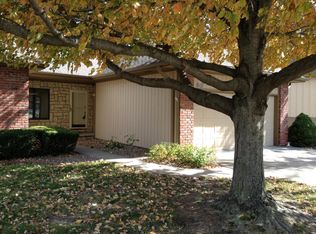 1607 Buckingham St, Saint Joseph, MO 64506