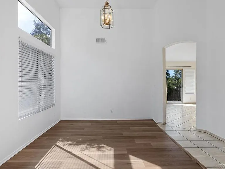 5444 Loganberry Way — Photo 8