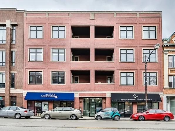 2245 W North Ave APT 301, Chicago, IL 60647