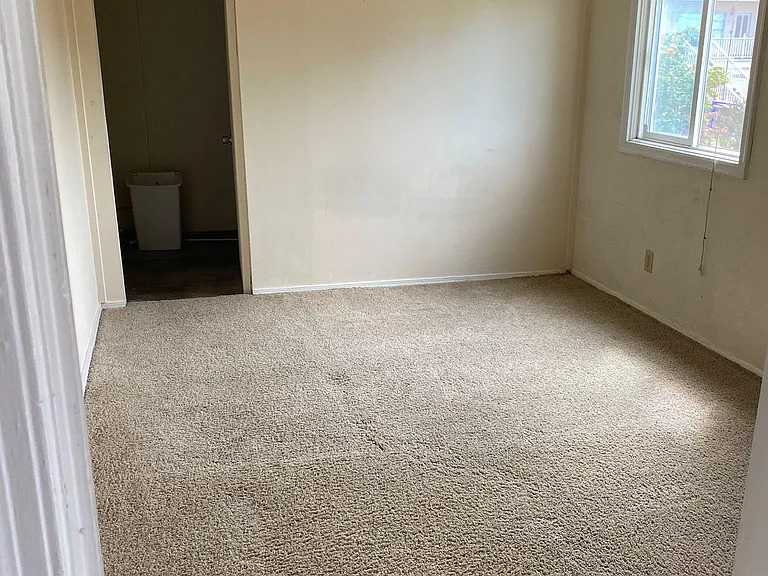 5824 Tehama Ave — Photo 6