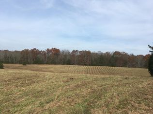 Walter Thomas Ln, Oneida, TN 37841