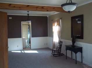 614 S Wayland Ave, Sioux Falls, SD 57103