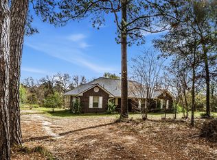 691 Bishop Rd, Huntsville, TX 77320