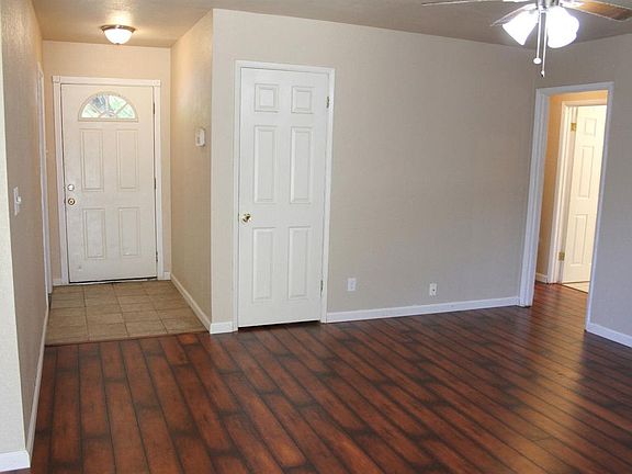 3rd image of 3625 Turner Dr