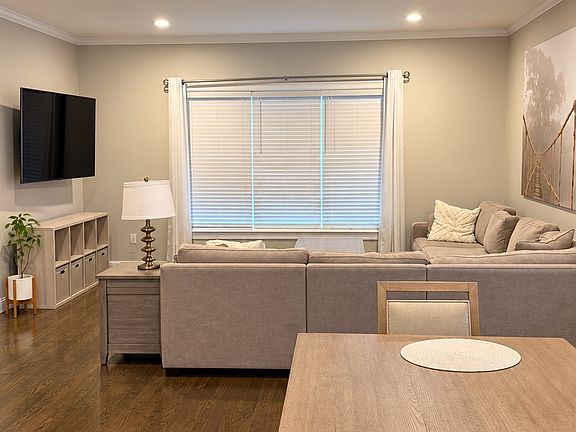 3rd image of 126 Gore Rd #A