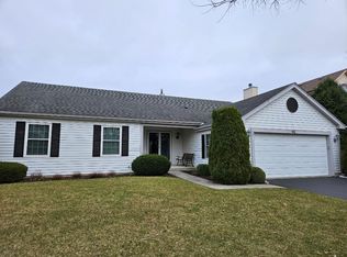 811 Southwick Dr, Algonquin, IL