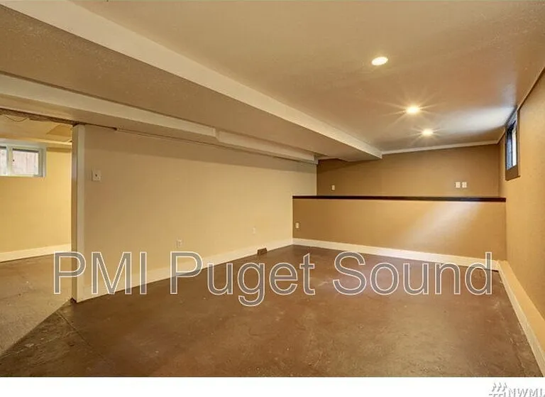 1108 S Ridgewood Ave — Photo 19