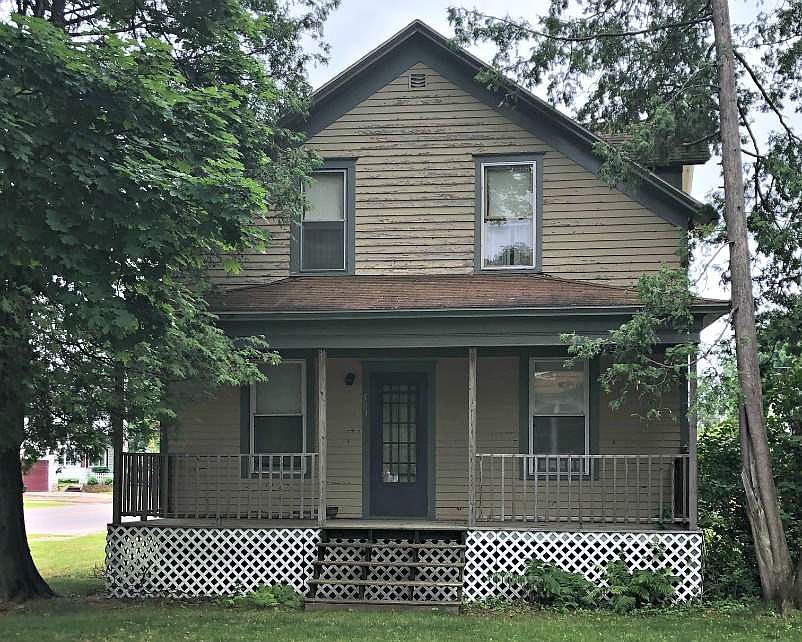1st image of 501 W D St