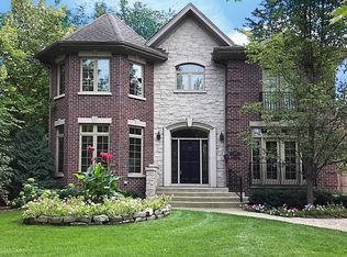 1000 Willow Rd, Winnetka, IL 60093