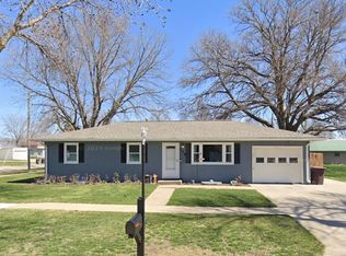 720 5th St, Aurora, NE 68818