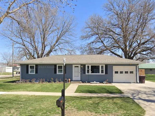 720 5th St, Aurora, NE 68818