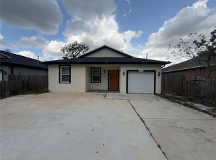 3204 E Mohawk Ave, Tampa, FL 33610