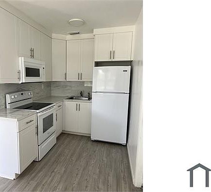 5th image of 4280 NE 16th Ave