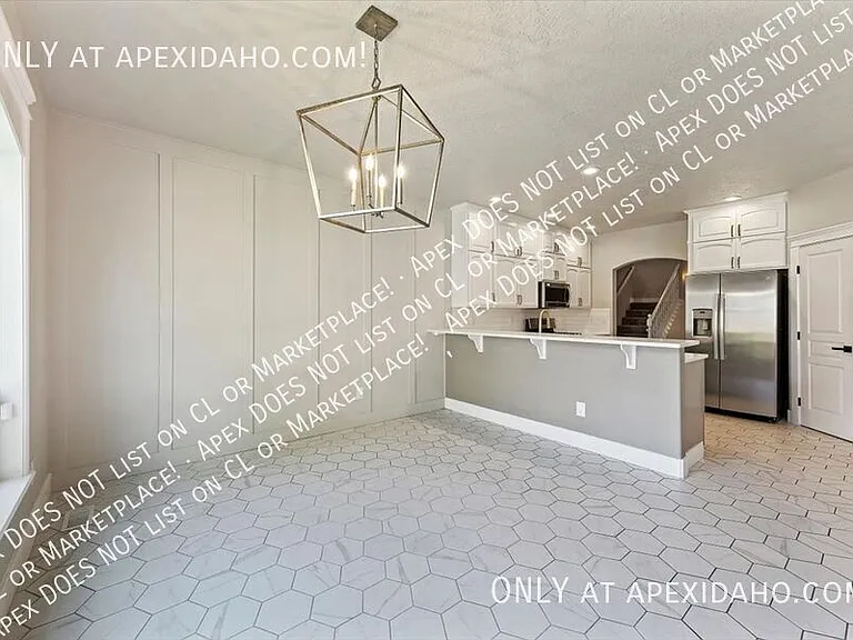 1828 W Divide Creek St — Photo 15