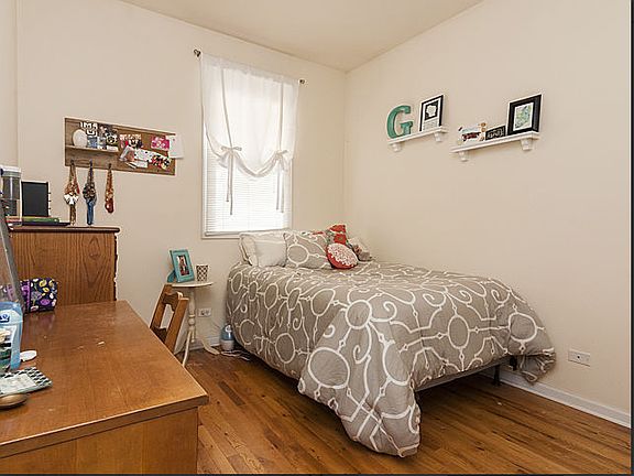 5th image of 2123 W Schiller St #Ch