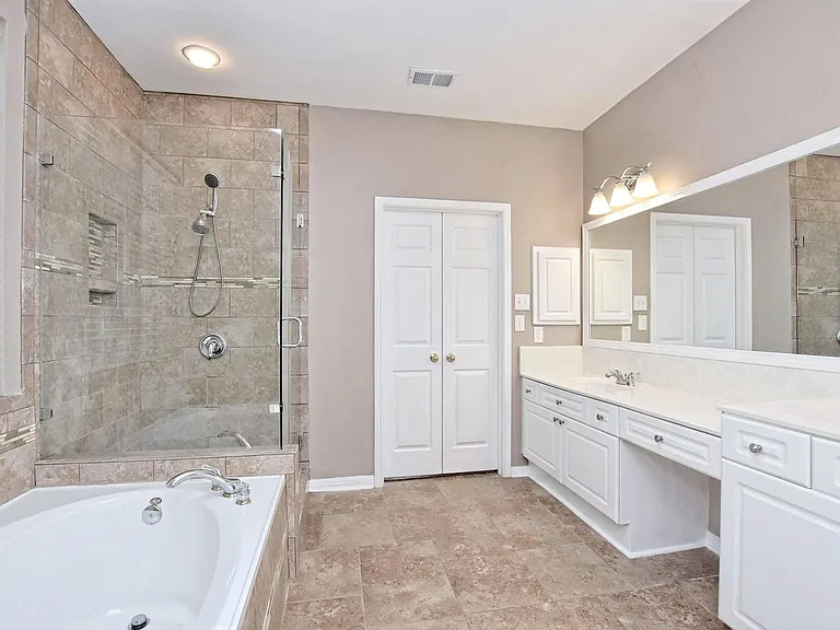 1311 Hunter Ace Way — Photo 16