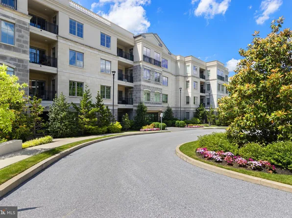 100 Saint Georges Rd Unit B4, Ardmore, PA 19003
