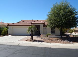 1311 N Night Heron Dr, Green Valley, AZ 85614