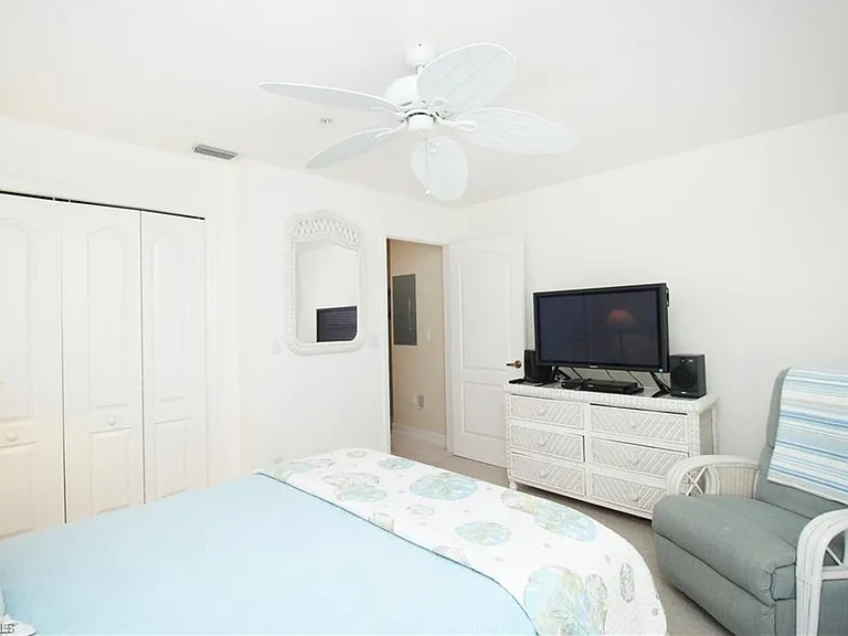 2925 Cypress Trace Cir #201 — Photo 10