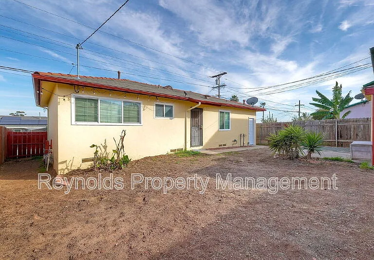 3341 Chamoune Ave — Photo 16