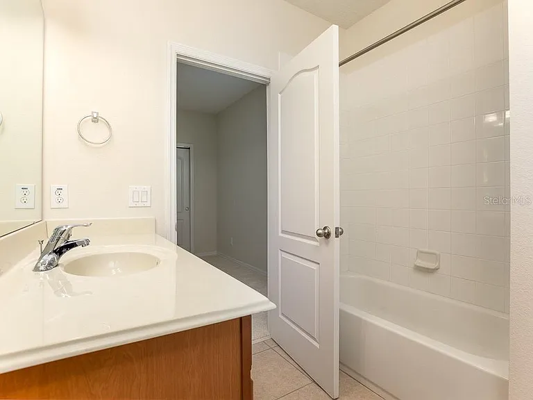 12230 Langstaff Dr — Photo 17