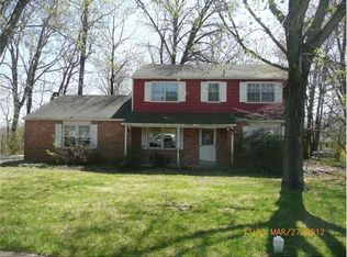 1570 Springhill Dr, Aston, PA 19014