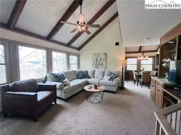 250 Beech View Road, Sugar Mountain, NC 28604