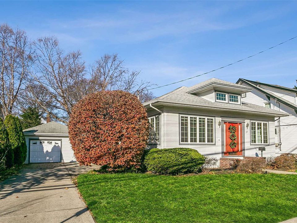 200 Plainfield Ave, Floral Park, NY 11001 MLS 3446930 Zillow