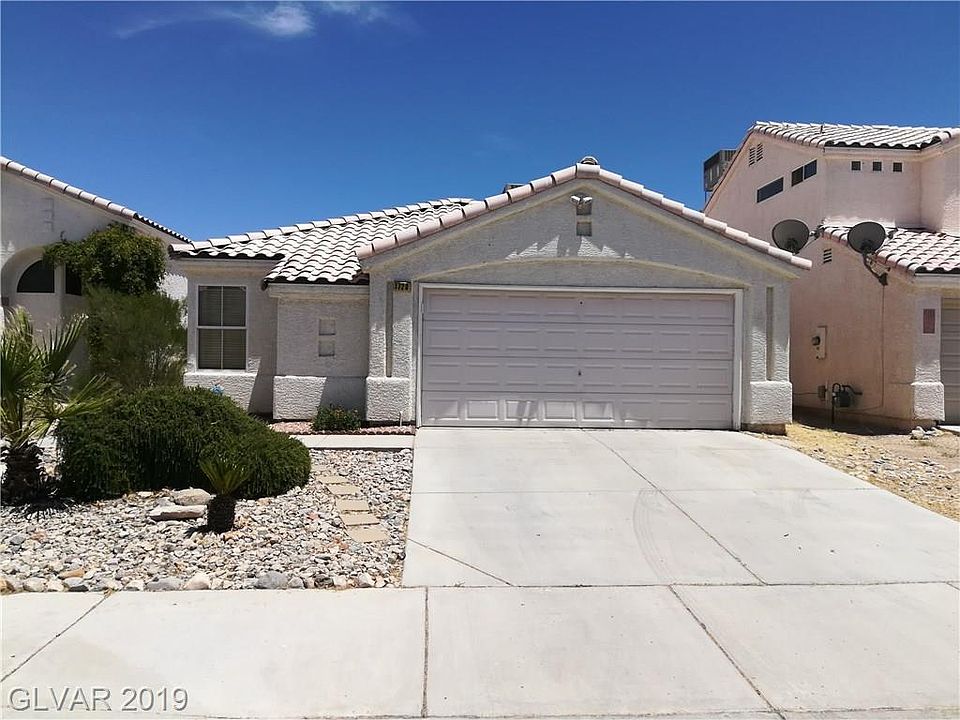1st image of 1728 Leaning Pine Way