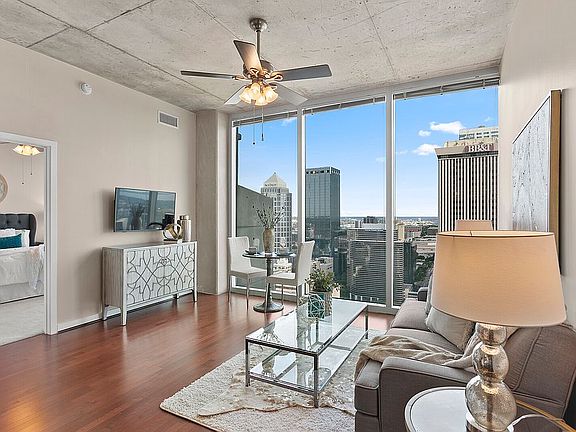 4th image of 777 N Ashley Dr Unit 2710