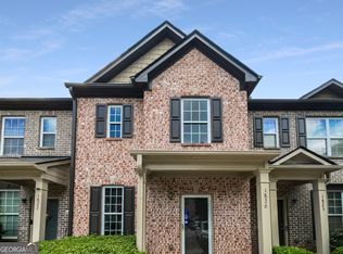 1826 Bayrose Cir, East Pt, GA