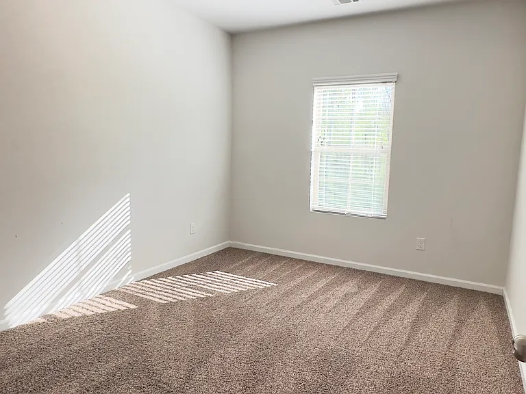 3357 Evermore Pkwy — Photo 35