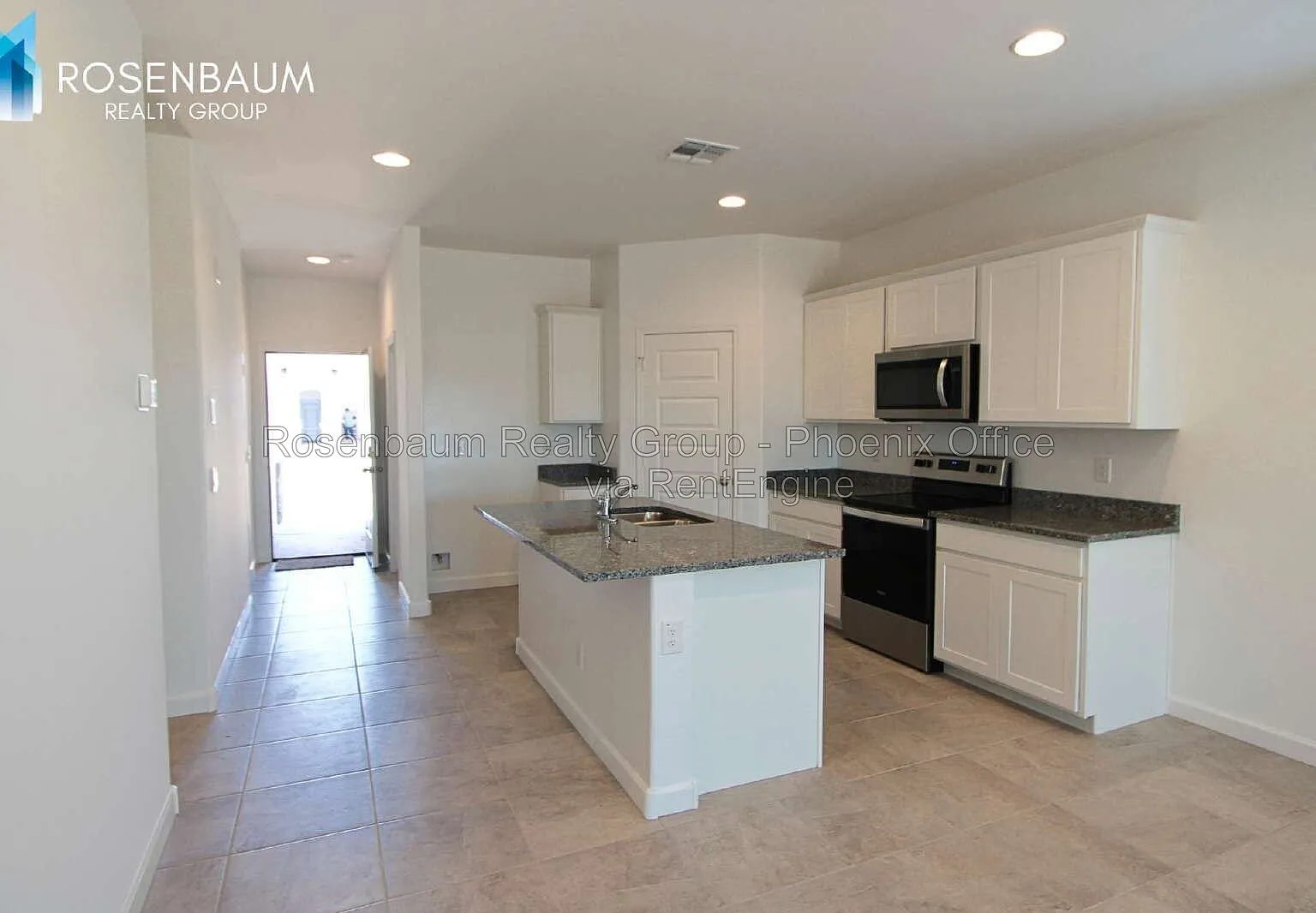 4 bed, 2.0 bath, 1787 sqft, $1,799 — Photo 1