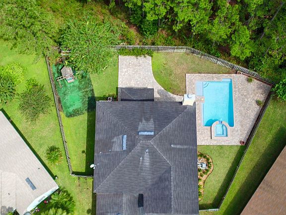 4th image of 816 Esquire Ln