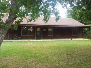 971 Fox Ln, Lockhart, TX 78644