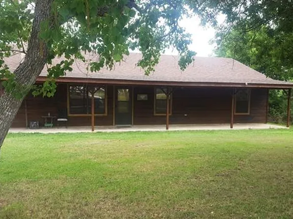 971 Fox Ln, Lockhart, TX 78644