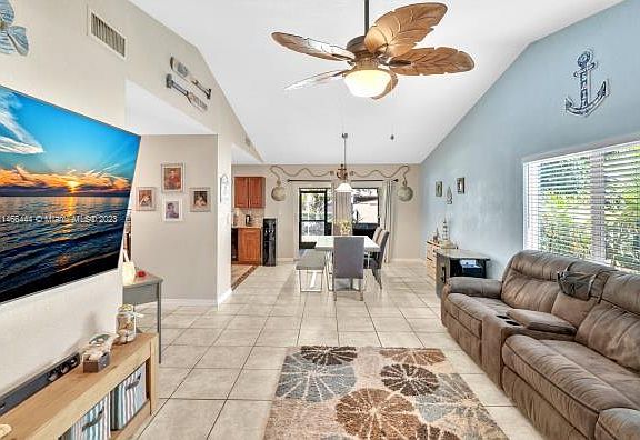 3rd image of 8081 NW 47th Ct
