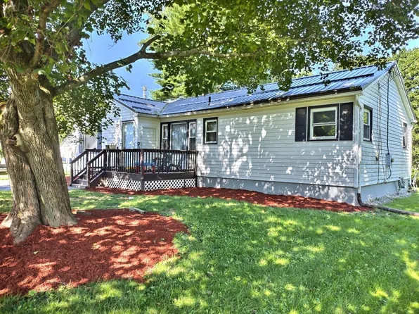 12 N Circle Dr, Apalachin, NY 13732
