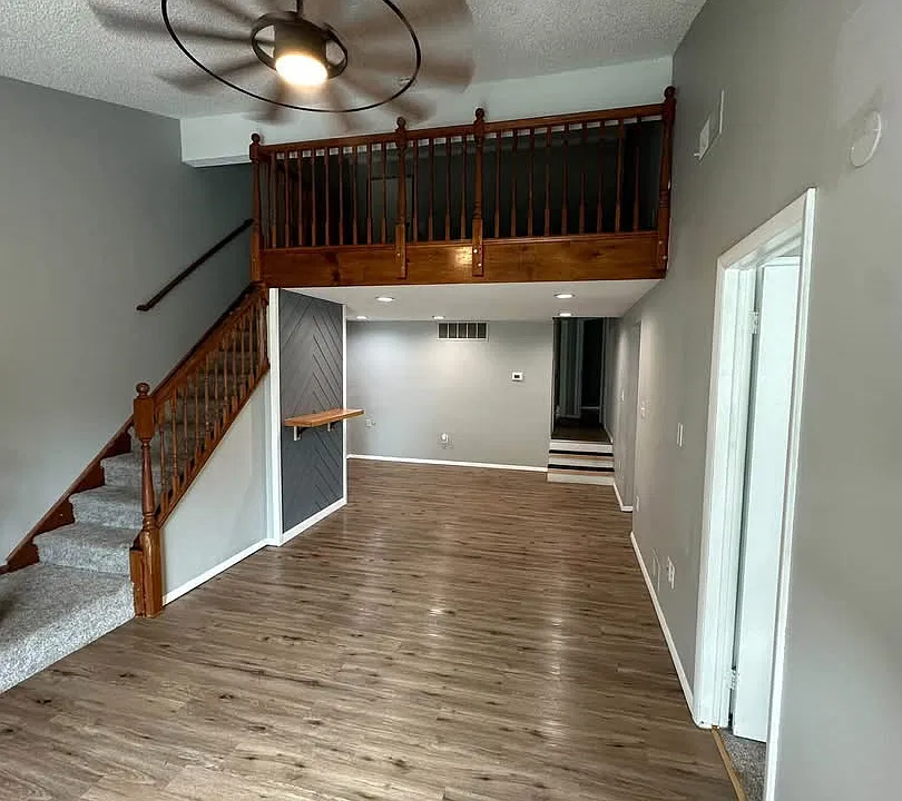 105 View Ct #204