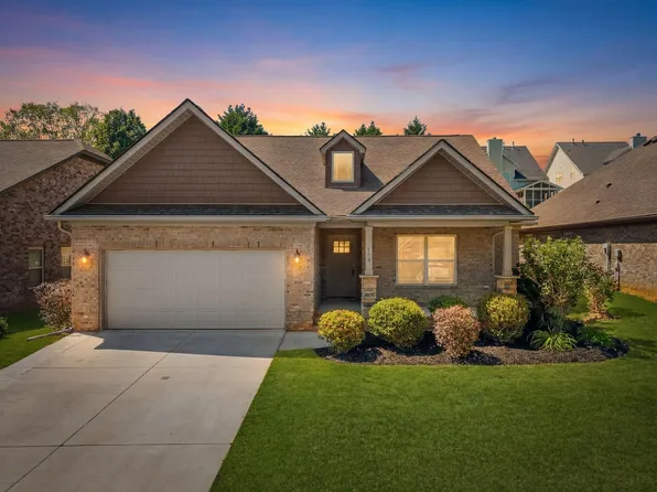 766 Charleston Pl, Duncan, SC 29334