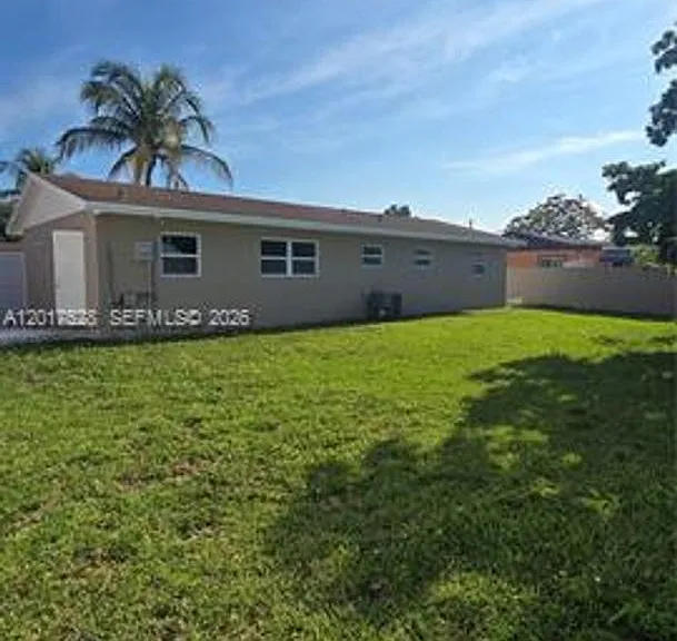 15750 SW 297th St — Photo 2