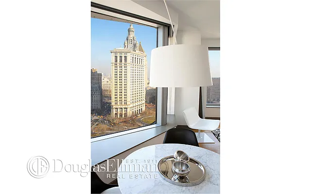 Rented by Douglas Elliman | media 19